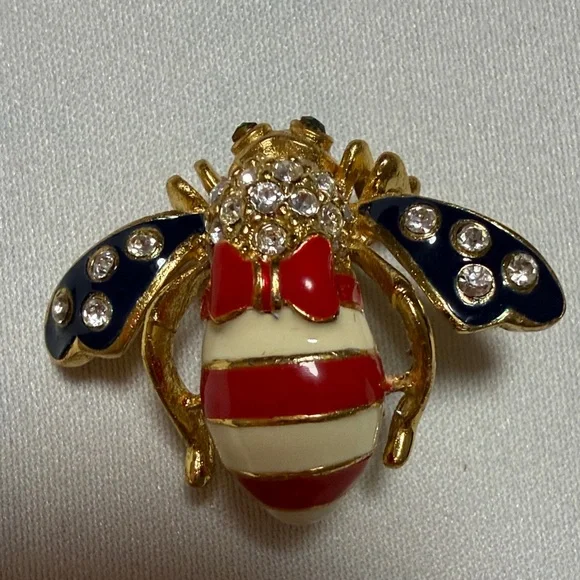 Joan Rivers Gold and Red Bee Brooch - Picture 7 of 9